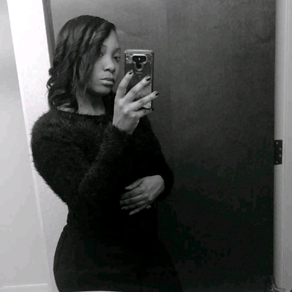 Meet your Posher, Brianna - Picture 1 of 1